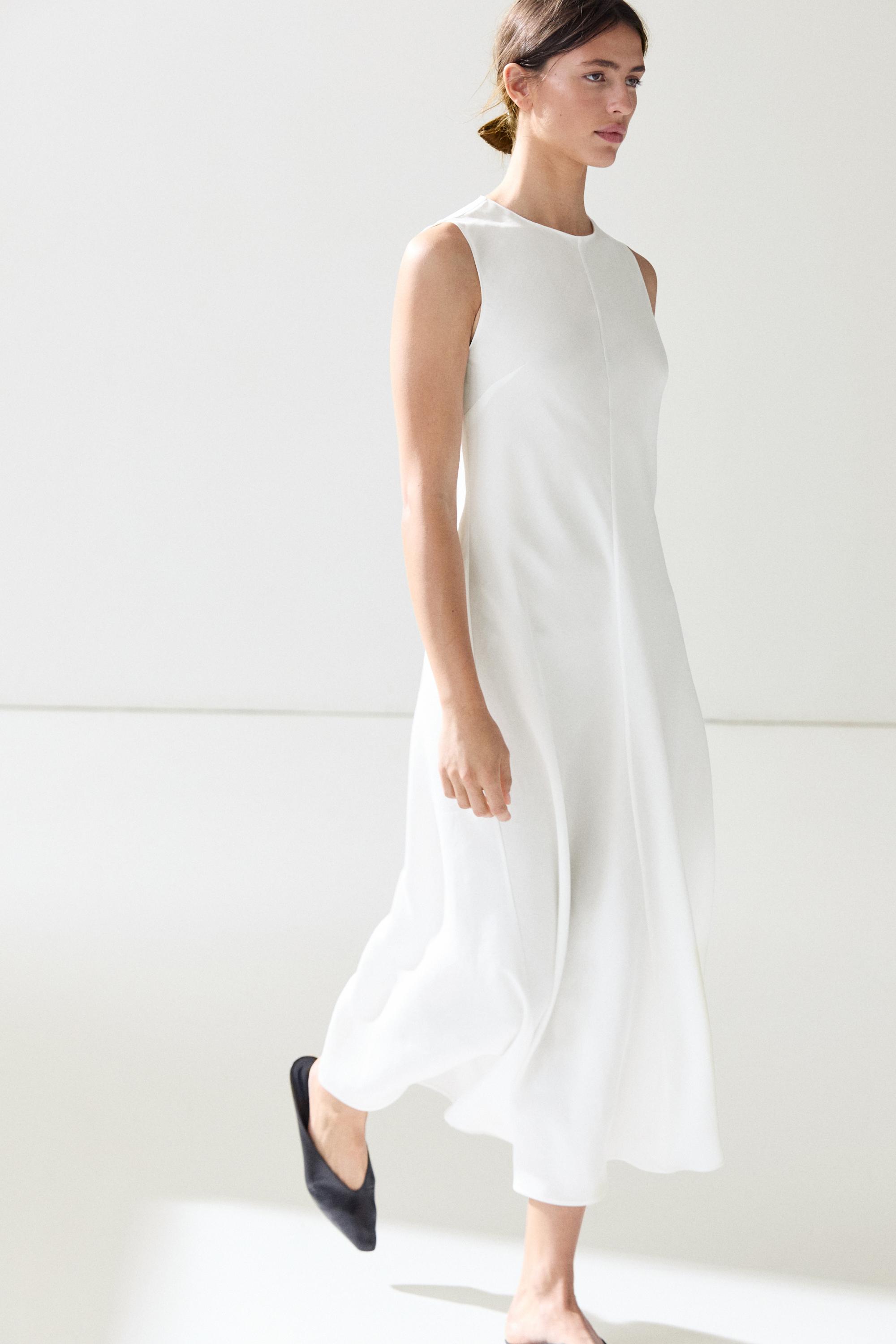 Flowing linen midi dress